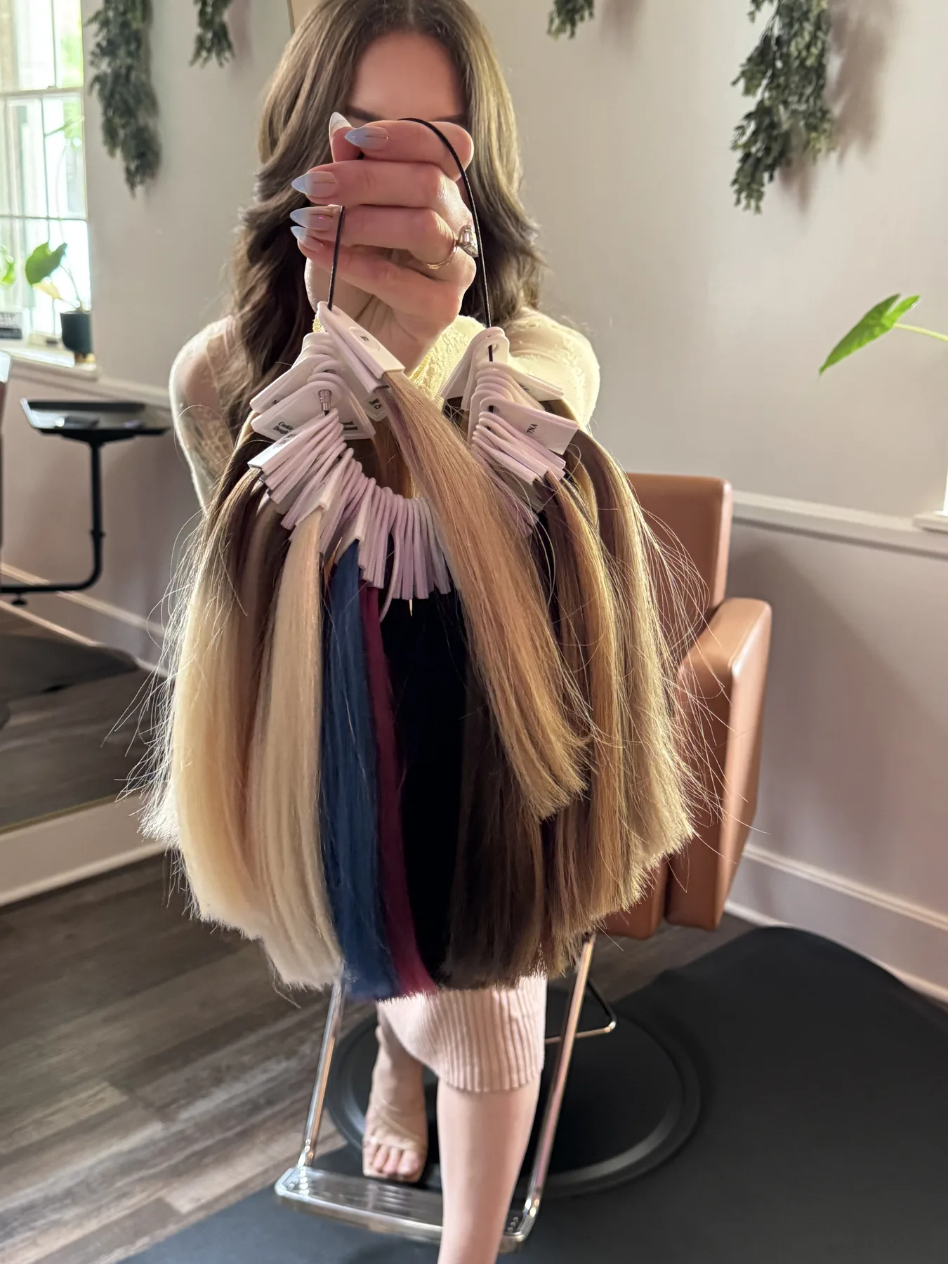 Baylea holding the color ring during a consultation